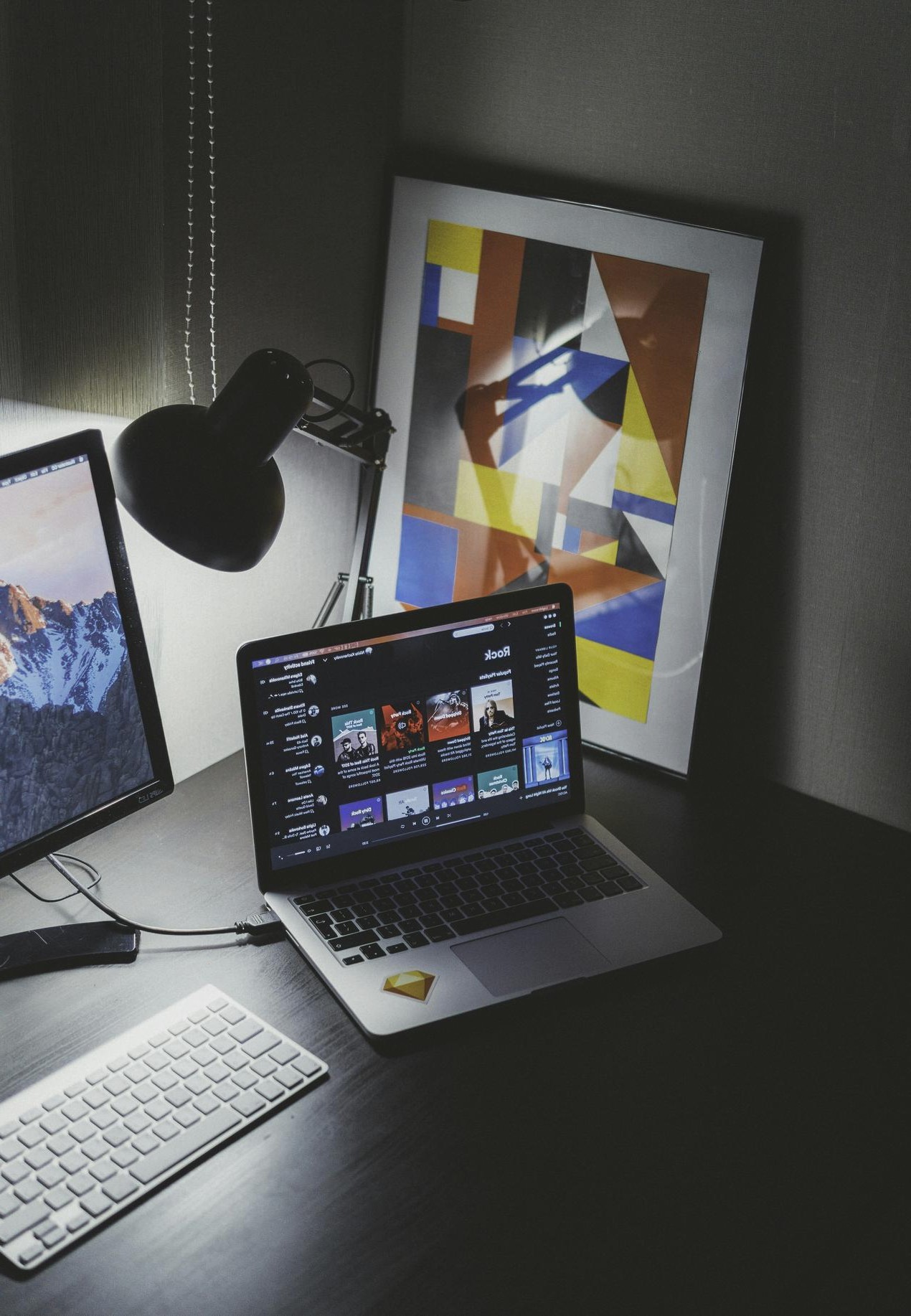 Prima - insegna storica